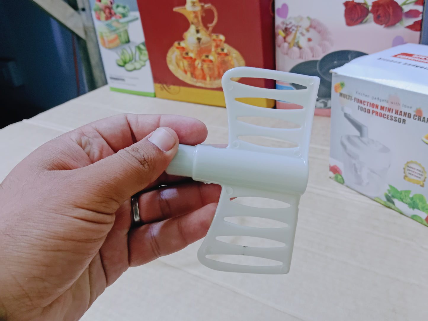 Multi functional mini hand crank food processor