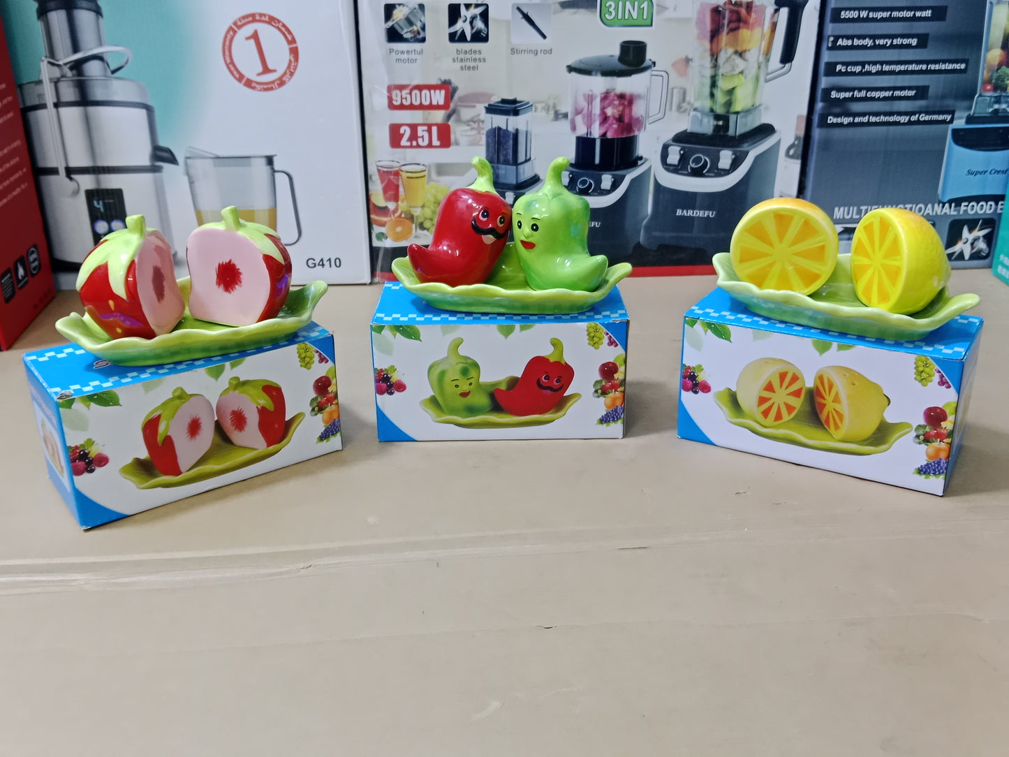Salt and pepper organizer