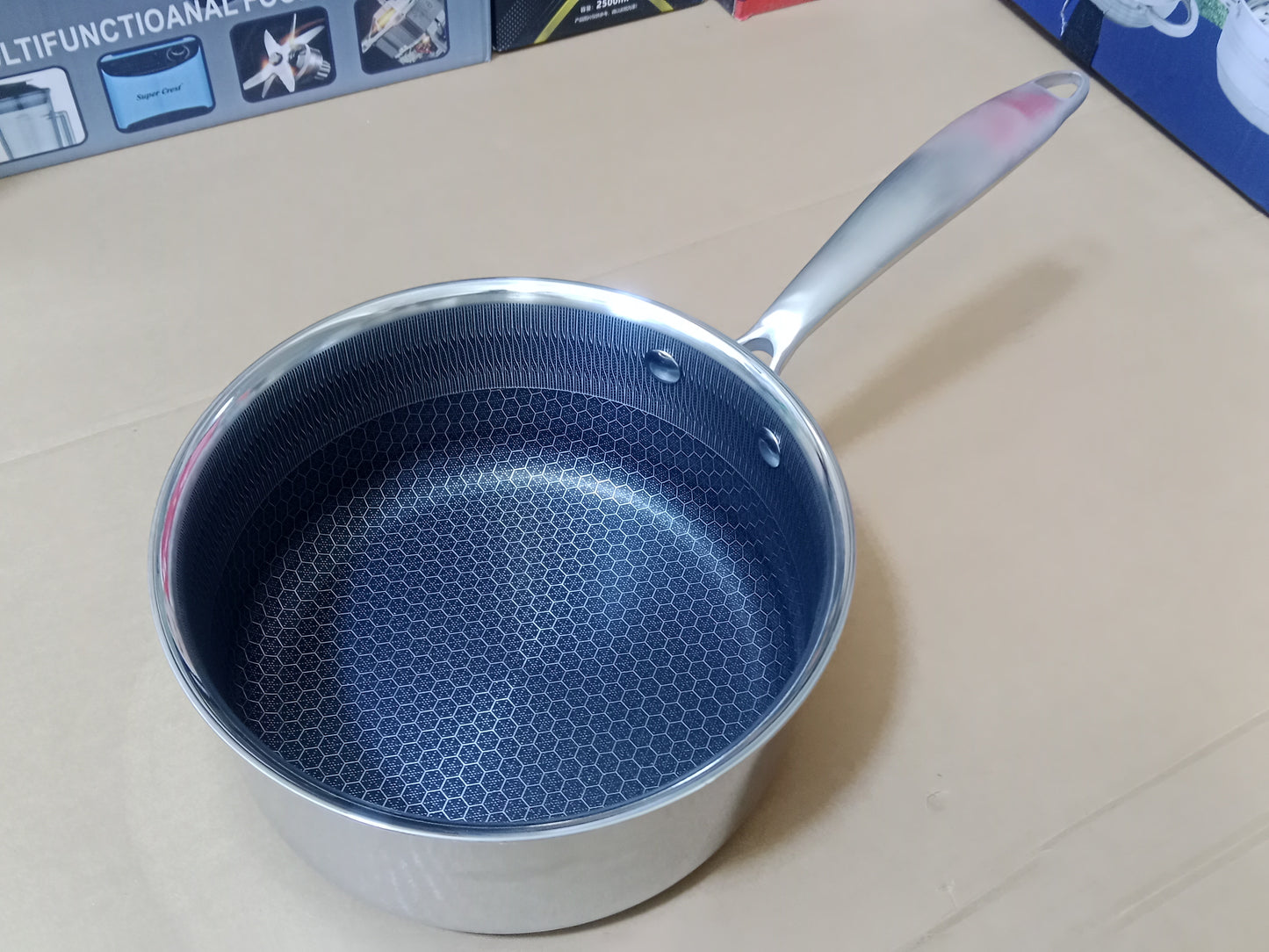 Laser Coated Honeycomb SaucePan