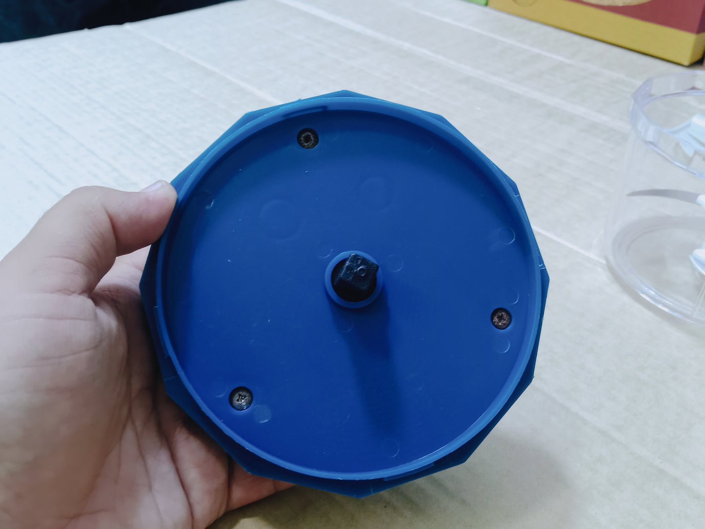 Multi functional mini hand crank food processor