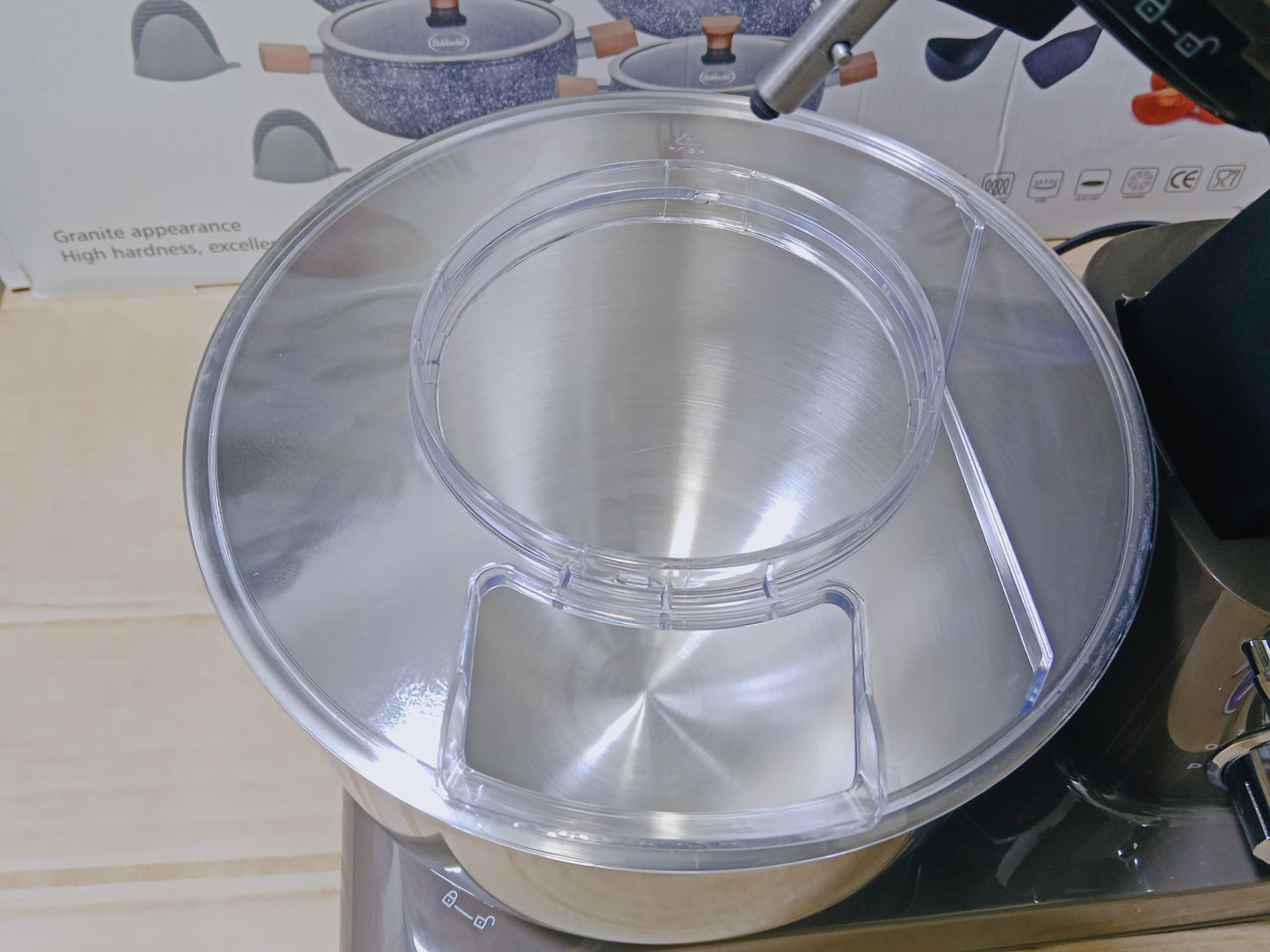 Kitfort Stand Mixer 6.2L