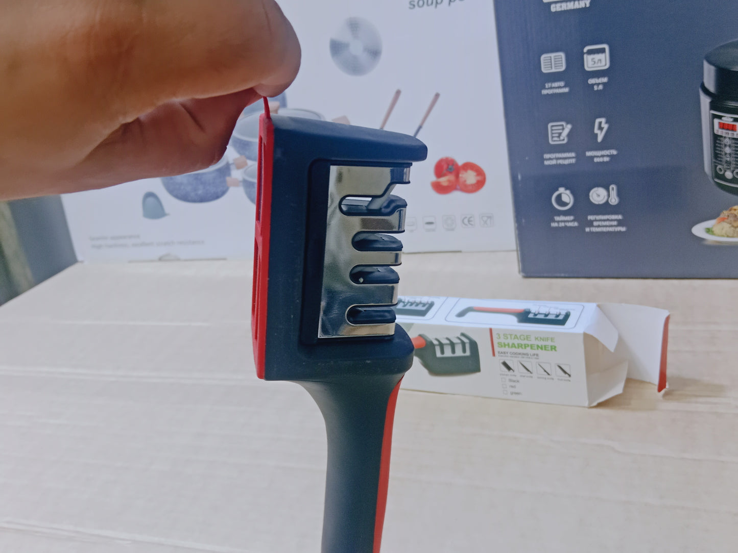 Knife sharpener