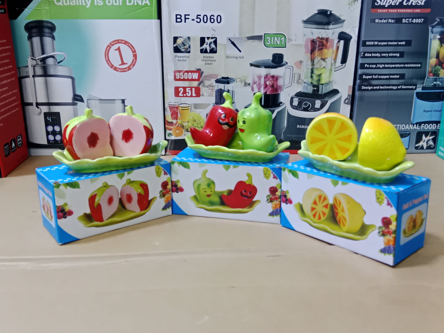 Salt and pepper organizer
