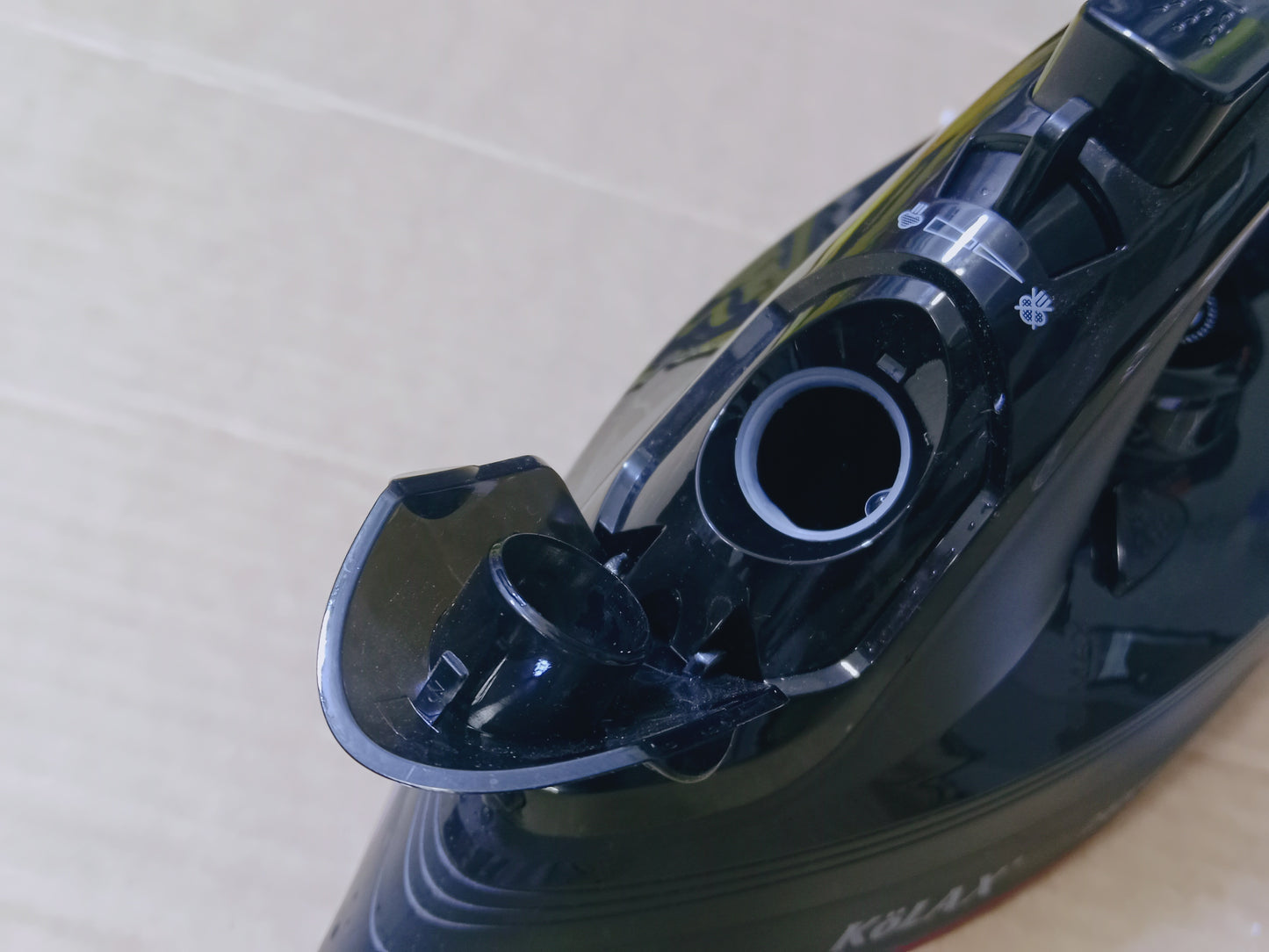 Kolax Steam Iron