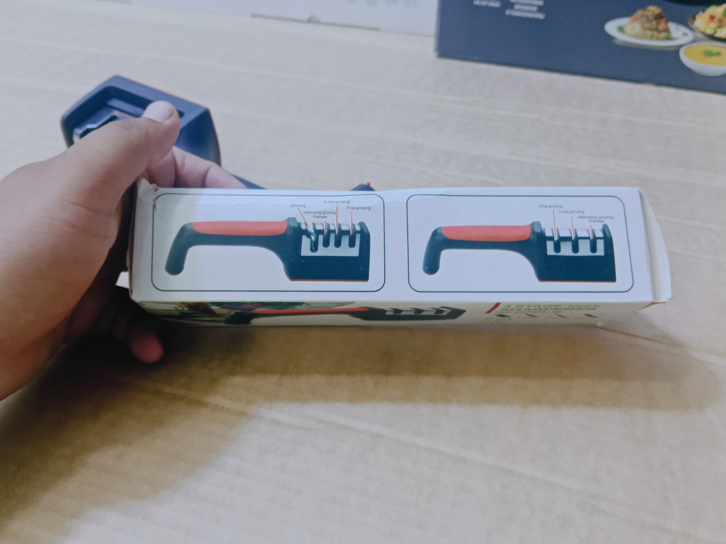 Knife sharpener
