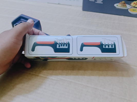 Knife sharpener
