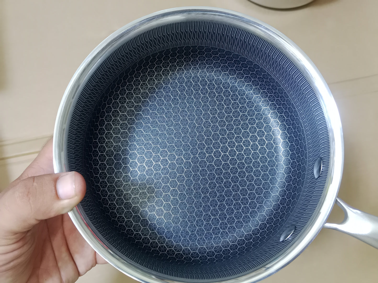 Laser Coated Honeycomb SaucePan