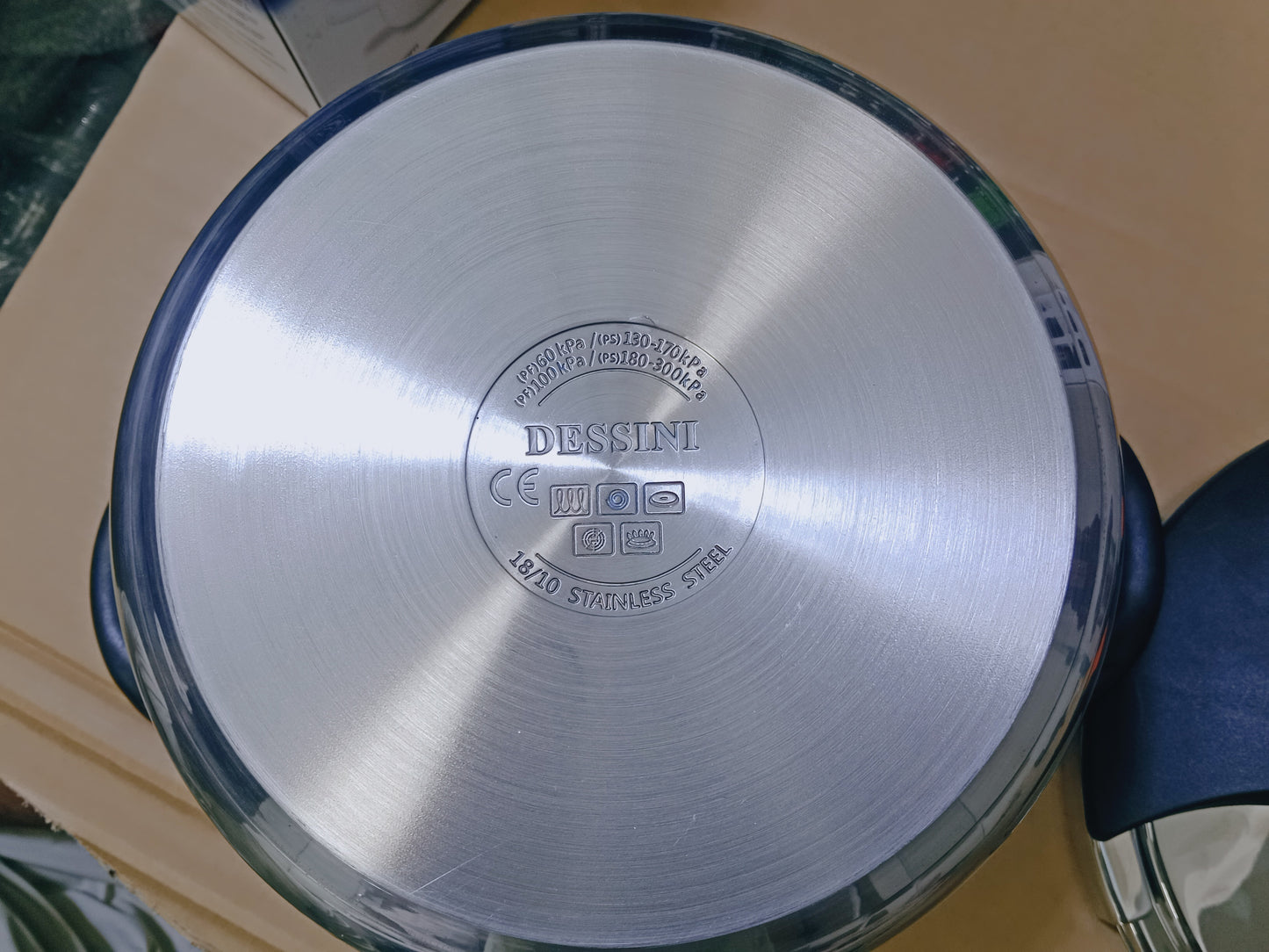 Dessini stainless steel pressure cooker