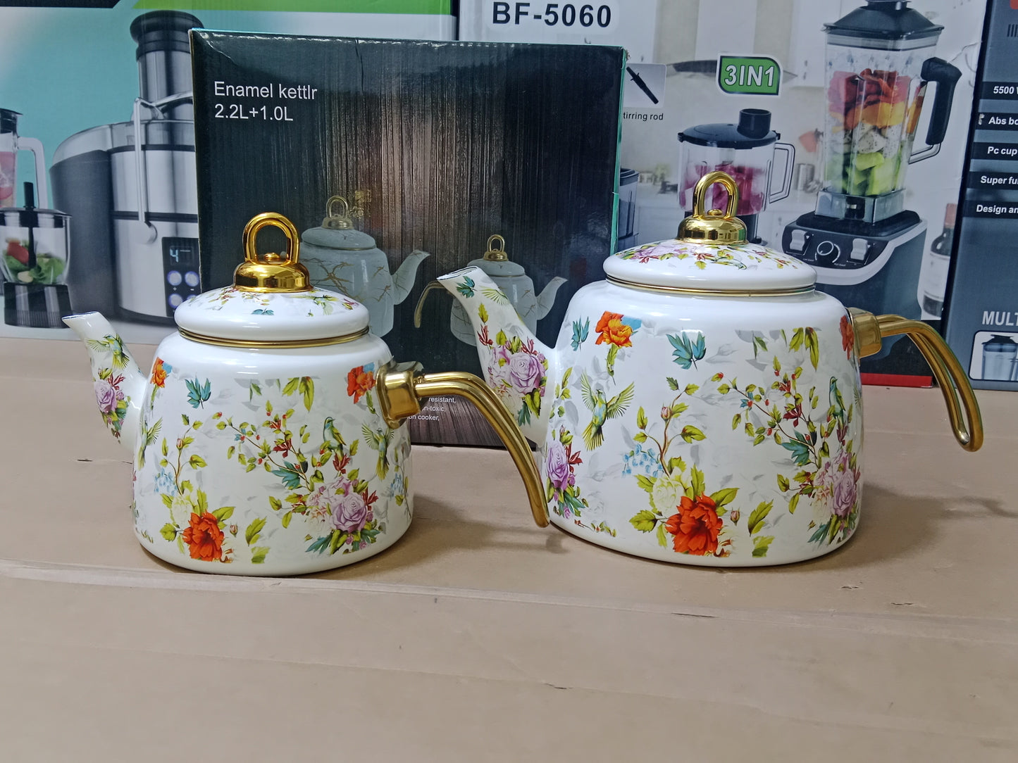 Stylish Enamel Teapot/Kettle 2 pieces