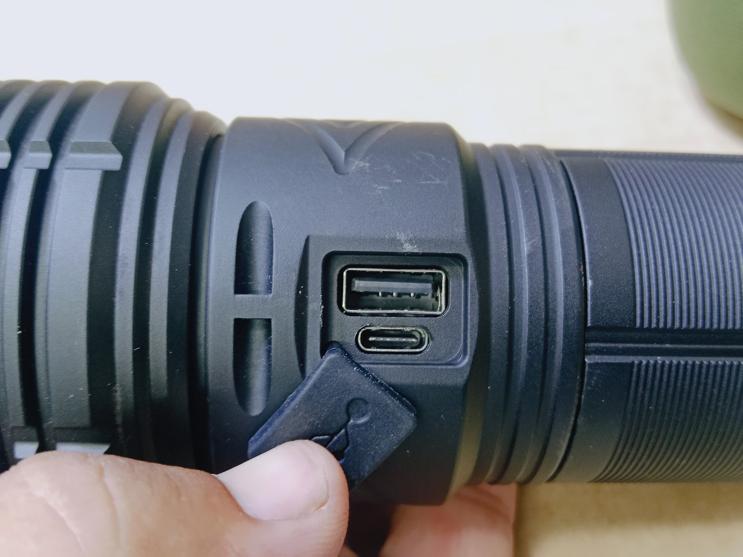 YEMAO LED FLASHLIGHT YM-G501