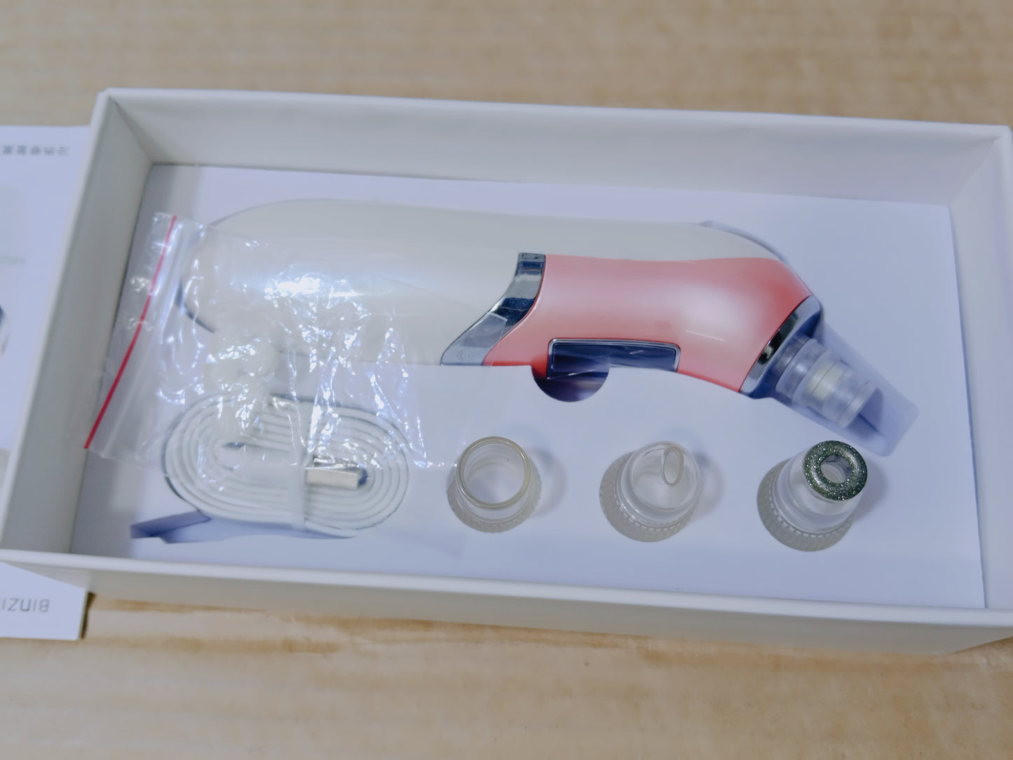Derma suction pore cleaner
