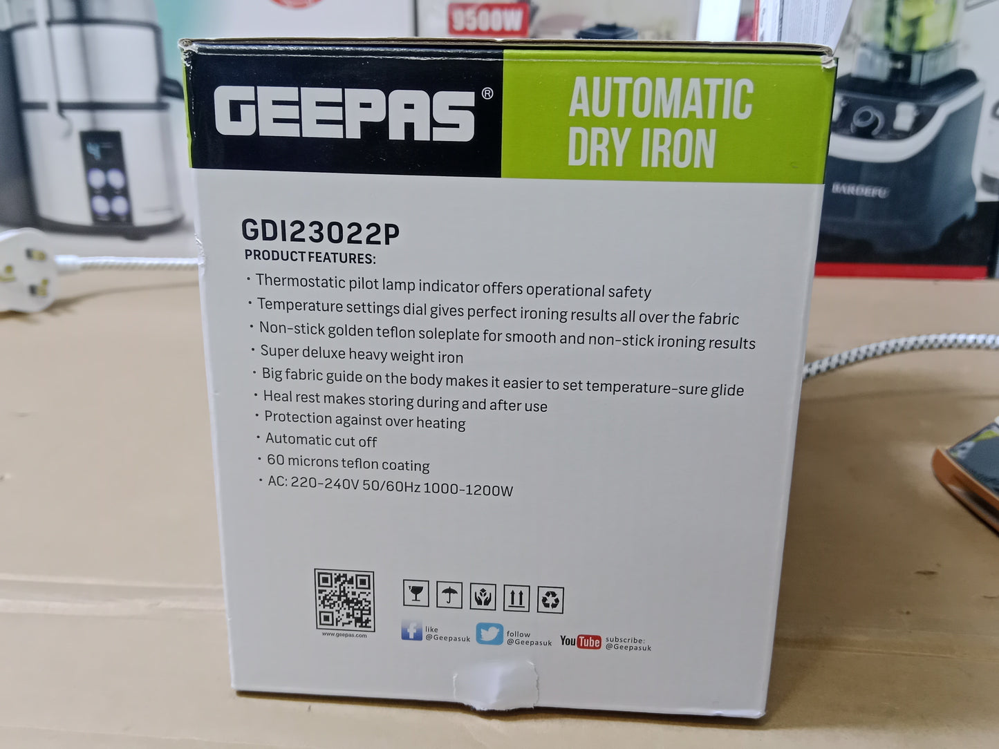 GEEPAS Automatic DRY IRON GD123022P