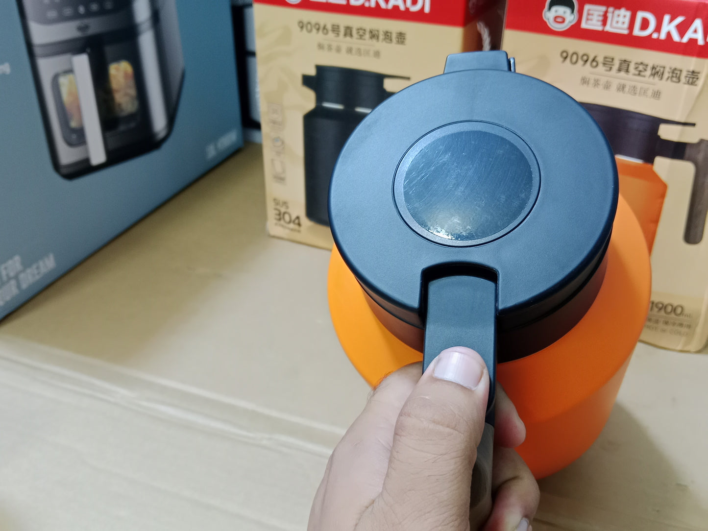 D.KADI Vacuum TEA/Stewing Pot 9096 1900mL
