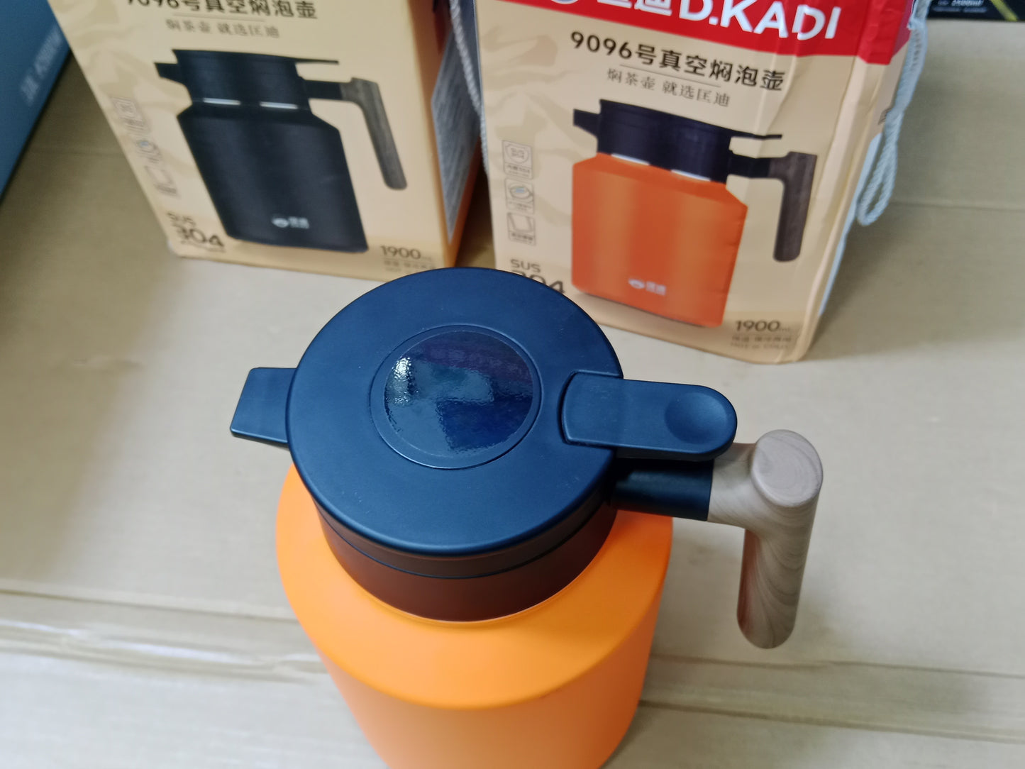 D.KADI Vacuum TEA/Stewing Pot 9096 1900mL